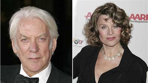 Julie Christie reveals all about sex scene with Donald Sutherland。